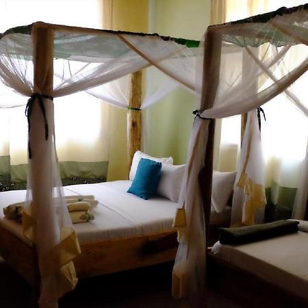 The Secret Garden Hotel Moshi Luaran gambar
