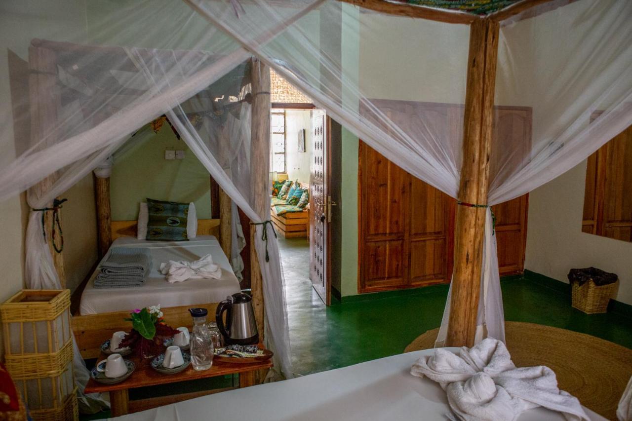 The Secret Garden Hotel Moshi Luaran gambar