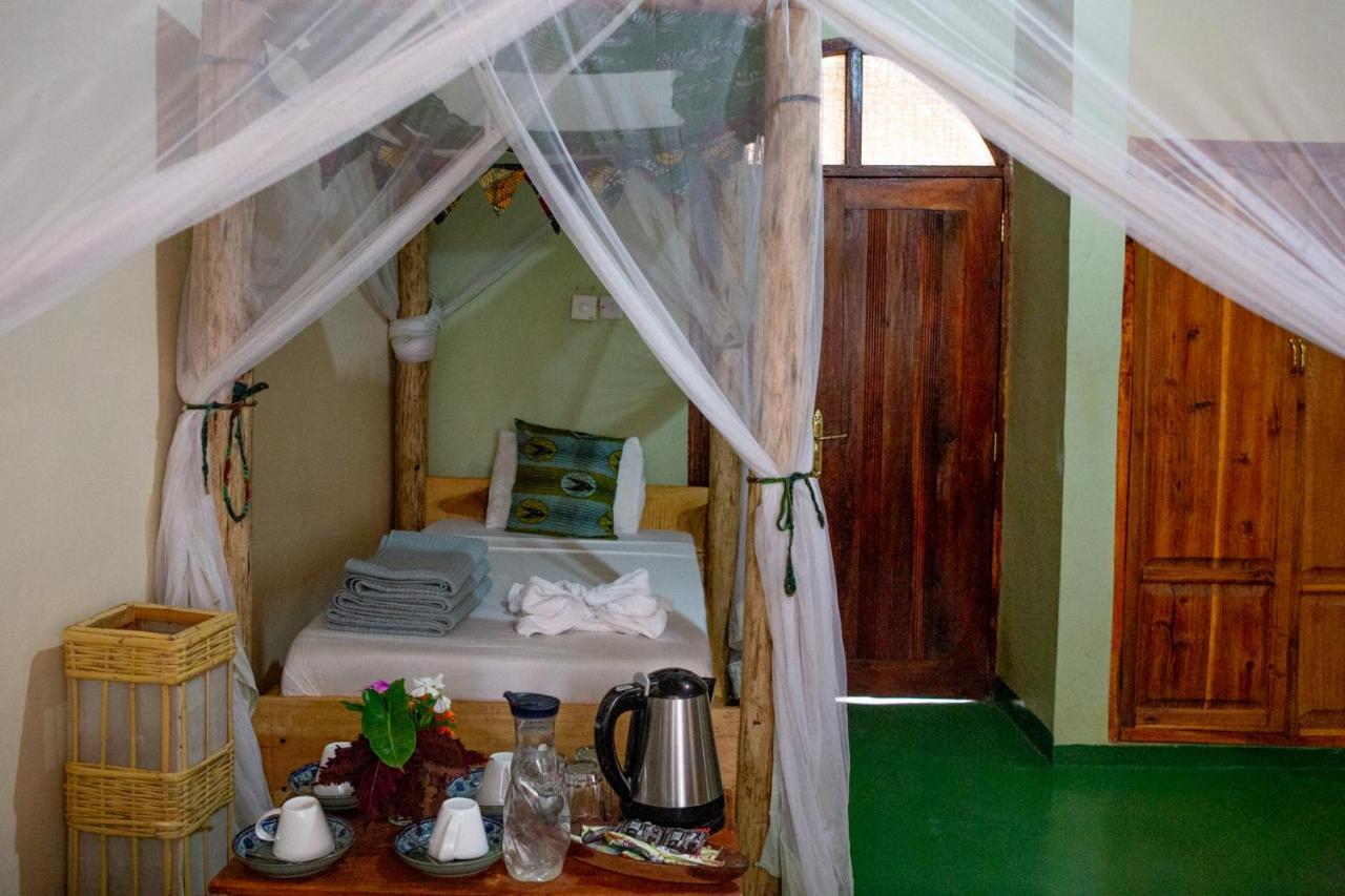 The Secret Garden Hotel Moshi Luaran gambar