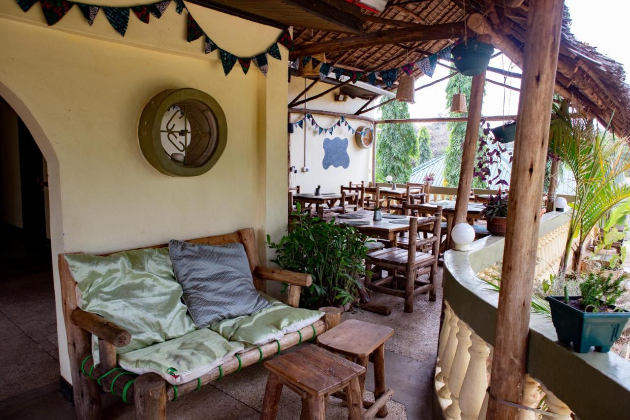 The Secret Garden Hotel Moshi Luaran gambar