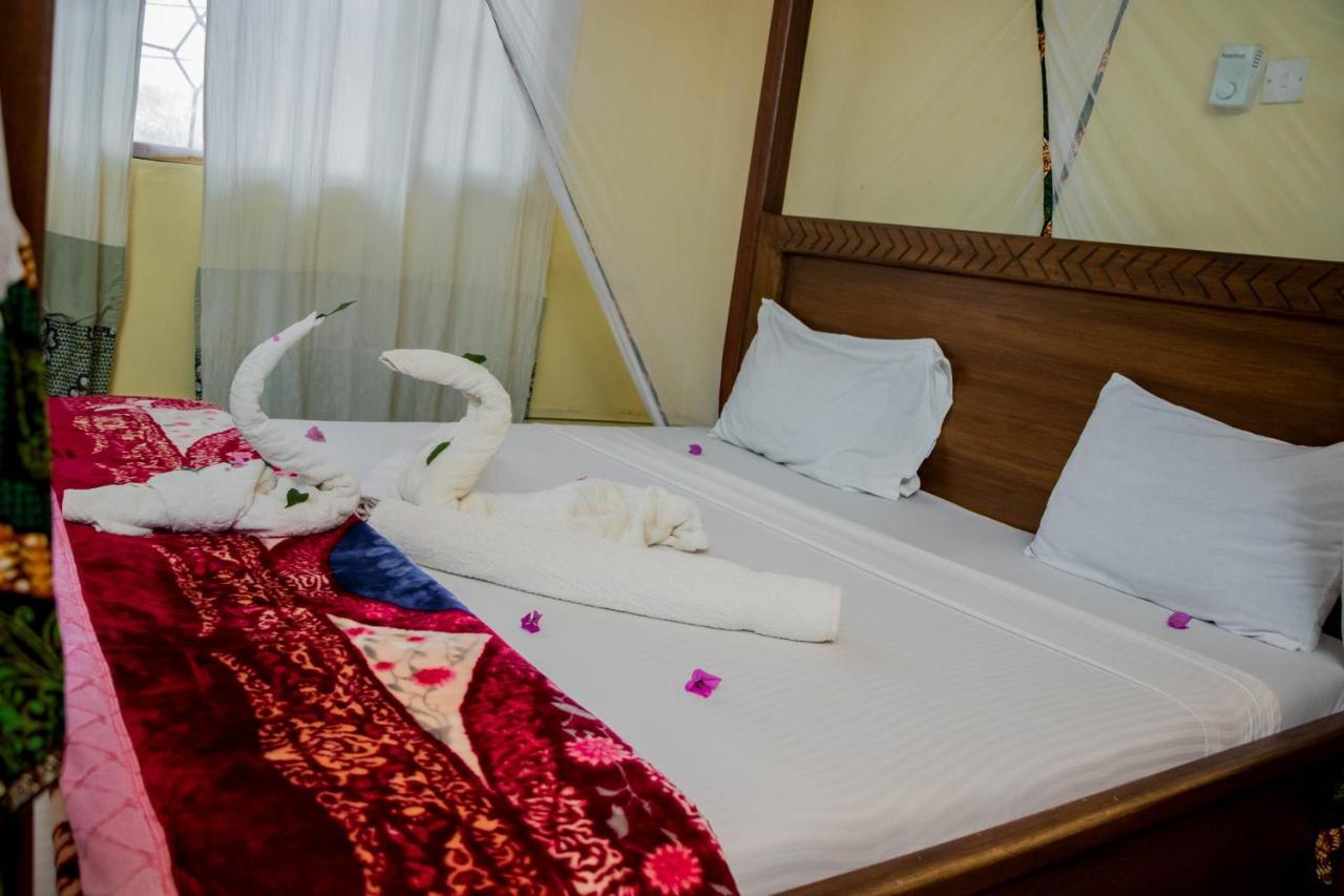 The Secret Garden Hotel Moshi Luaran gambar