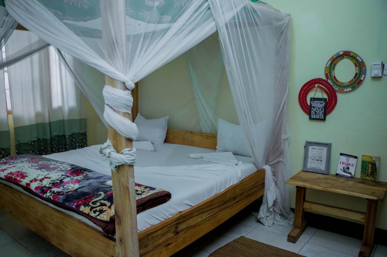 The Secret Garden Hotel Moshi Luaran gambar