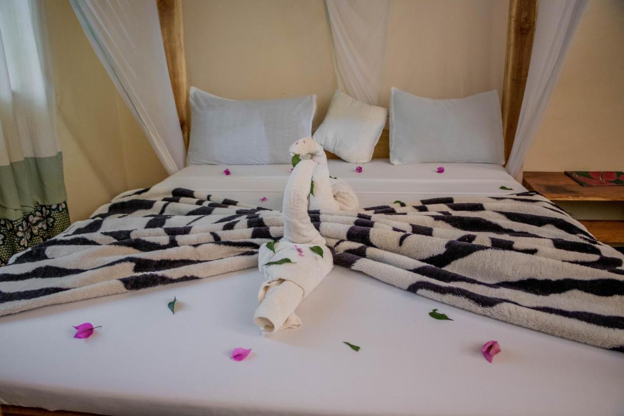 The Secret Garden Hotel Moshi Luaran gambar