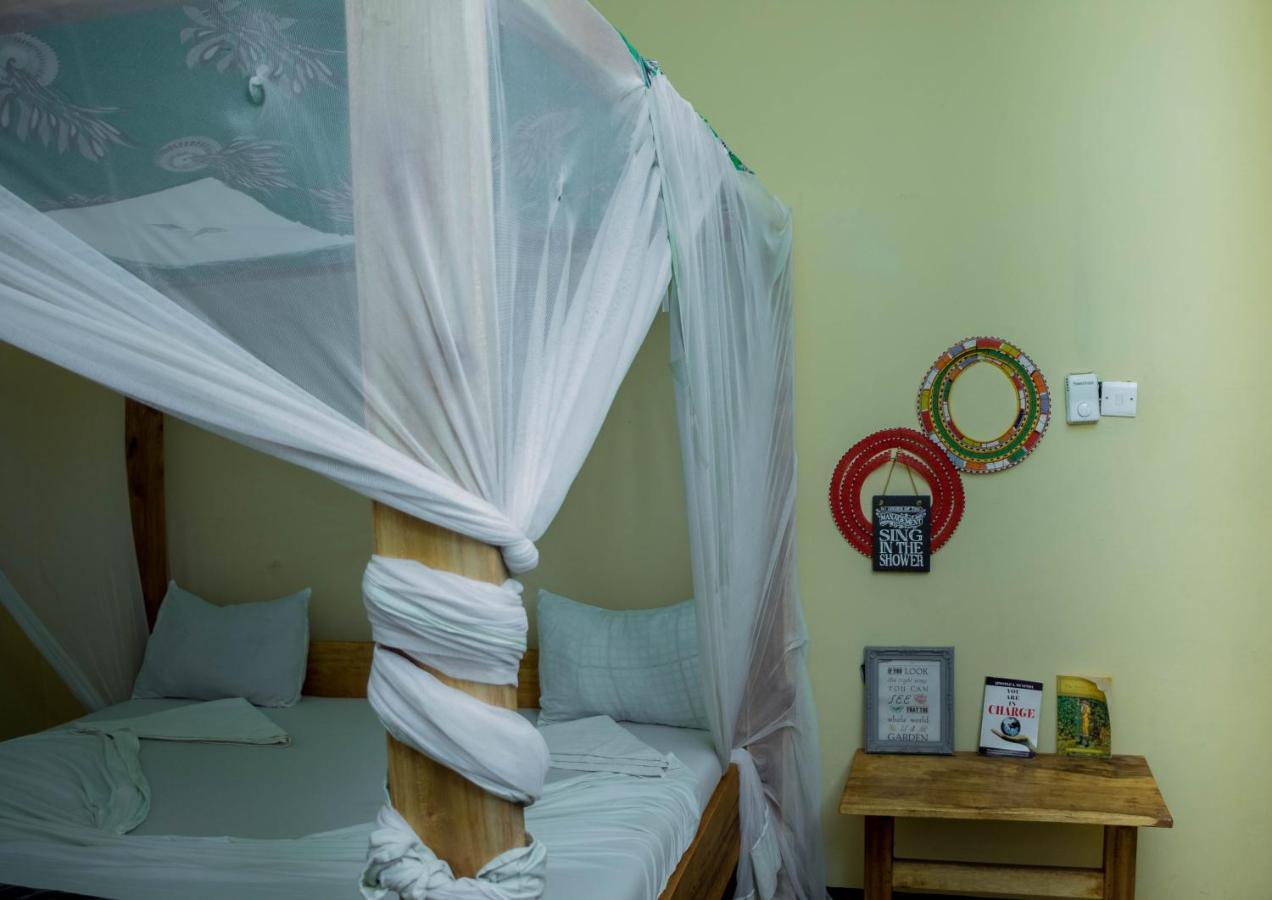 The Secret Garden Hotel Moshi Luaran gambar