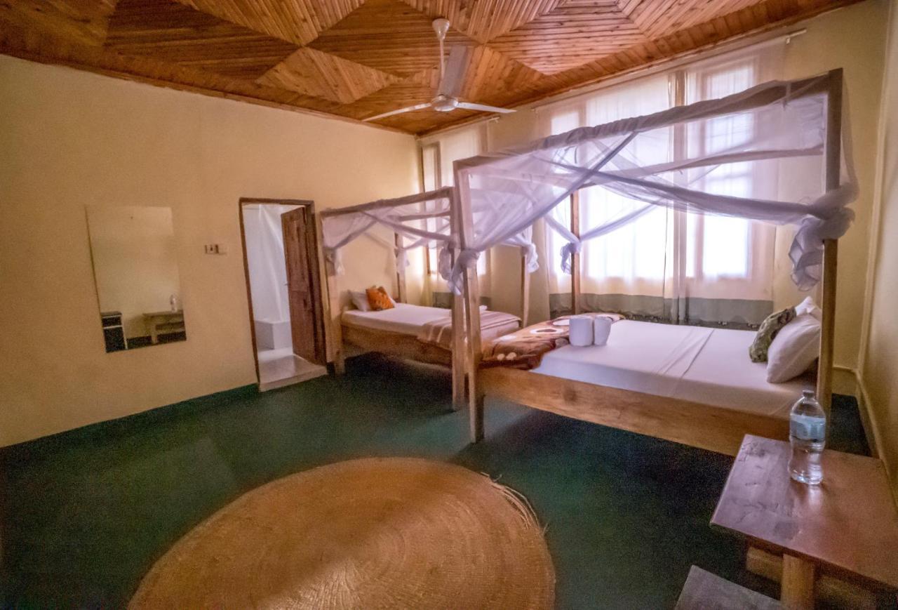 The Secret Garden Hotel Moshi Luaran gambar